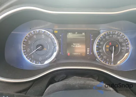 2015 Chrysler 200 Limited z USA, uszkodzony, nr VIN 1C3CCCAB4FN733027